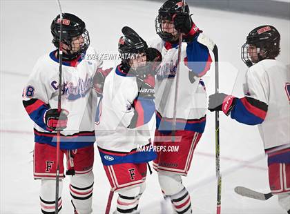 Thumbnail 1 in Darien @ Warde/Ludlowe photogallery.