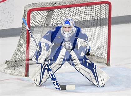 Thumbnail 2 in Darien @ Warde/Ludlowe photogallery.