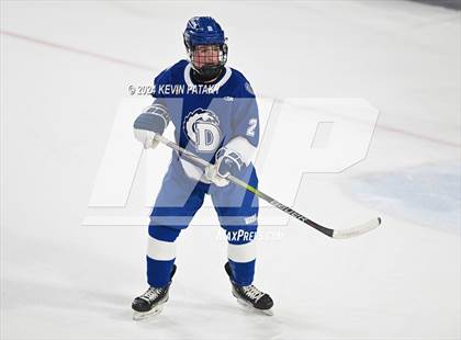 Thumbnail 3 in Darien @ Warde/Ludlowe photogallery.