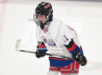 Thumbnail 1 in Darien @ Warde/Ludlowe photogallery.