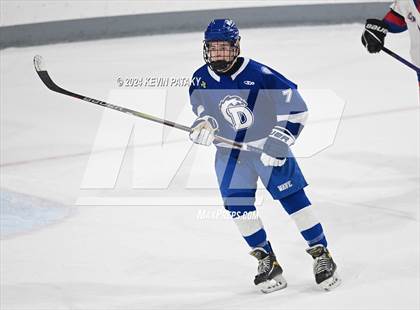 Thumbnail 1 in Darien @ Warde/Ludlowe photogallery.