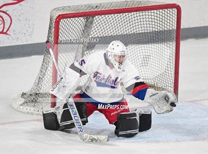 Thumbnail 2 in Darien @ Warde/Ludlowe photogallery.
