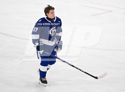Thumbnail 3 in Darien @ Warde/Ludlowe photogallery.
