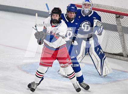 Thumbnail 3 in Darien @ Warde/Ludlowe photogallery.