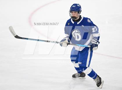 Thumbnail 1 in Darien @ Warde/Ludlowe photogallery.