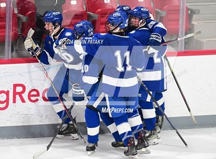 Thumbnail 3 in Darien @ Warde/Ludlowe photogallery.