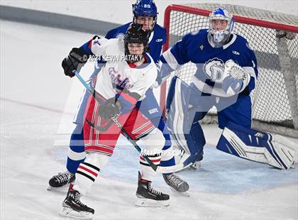 Thumbnail 1 in Darien @ Warde/Ludlowe photogallery.