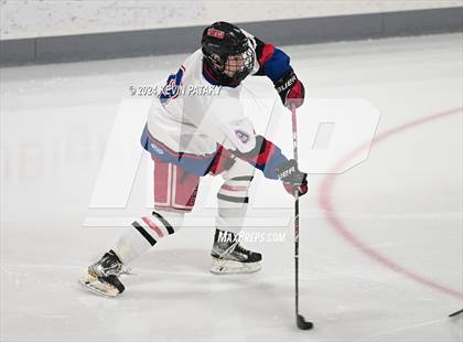 Thumbnail 1 in Darien @ Warde/Ludlowe photogallery.