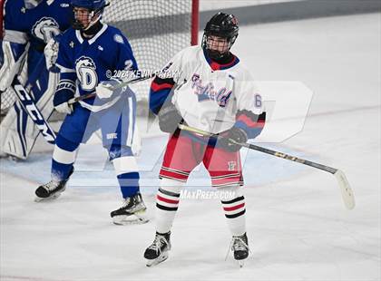 Thumbnail 1 in Darien @ Warde/Ludlowe photogallery.