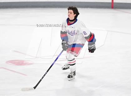 Thumbnail 1 in Darien @ Warde/Ludlowe photogallery.