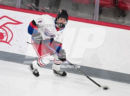 Thumbnail 2 in Darien @ Warde/Ludlowe photogallery.