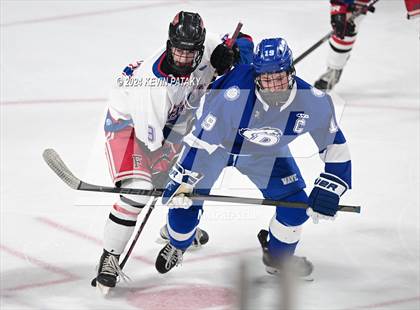Thumbnail 1 in Darien @ Warde/Ludlowe photogallery.