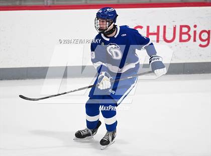 Thumbnail 3 in Darien @ Warde/Ludlowe photogallery.