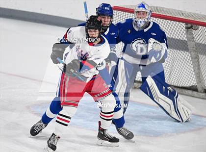 Thumbnail 3 in Darien @ Warde/Ludlowe photogallery.