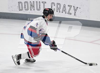 Thumbnail 2 in Darien @ Warde/Ludlowe photogallery.