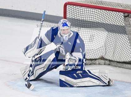 Thumbnail 2 in Darien @ Warde/Ludlowe photogallery.