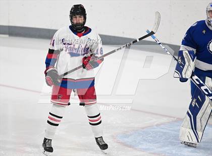 Thumbnail 3 in Darien @ Warde/Ludlowe photogallery.