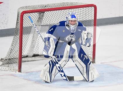 Thumbnail 3 in Darien @ Warde/Ludlowe photogallery.