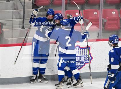 Thumbnail 1 in Darien @ Warde/Ludlowe photogallery.