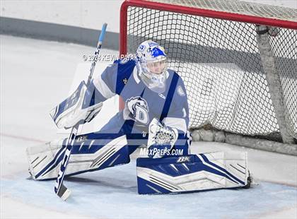 Thumbnail 3 in Darien @ Warde/Ludlowe photogallery.