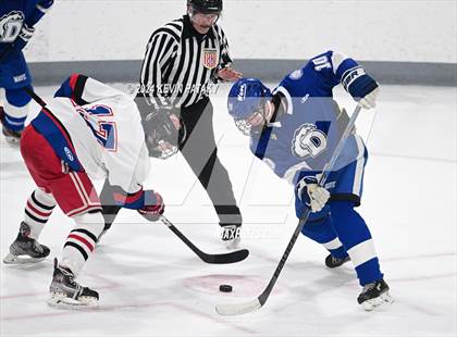 Thumbnail 1 in Darien @ Warde/Ludlowe photogallery.