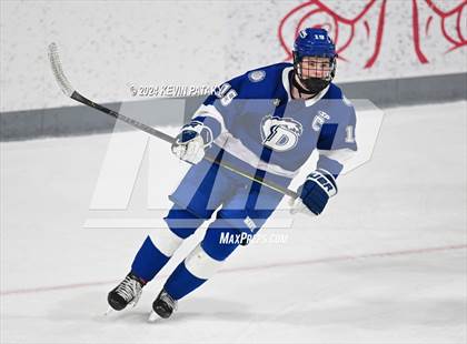 Thumbnail 1 in Darien @ Warde/Ludlowe photogallery.