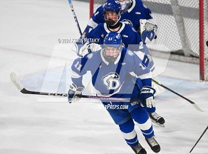 Thumbnail 3 in Darien @ Warde/Ludlowe photogallery.