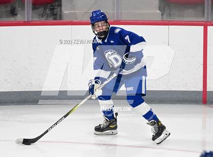 Thumbnail 3 in Darien @ Warde/Ludlowe photogallery.