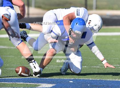 Thumbnail 3 in Peaster @ Krum photogallery.