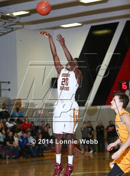 Thumbnail 3 in Kelowna vs Mt. Vernon (REB Invitational) photogallery.