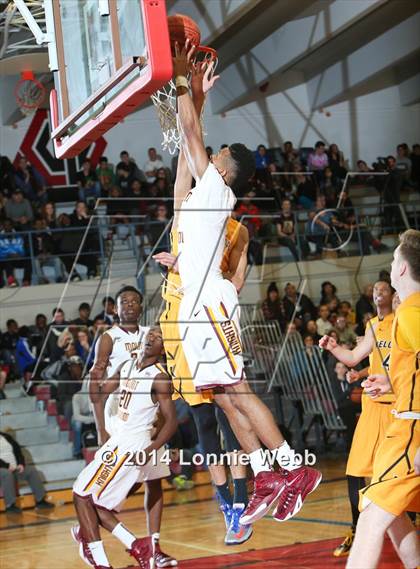 Thumbnail 3 in Kelowna vs Mt. Vernon (REB Invitational) photogallery.