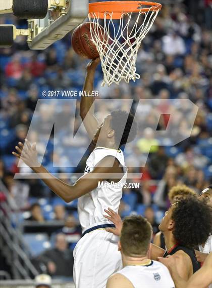 Thumbnail 2 in West Seattle vs. Wilson (WIAA 3A Quarterfinal)  photogallery.