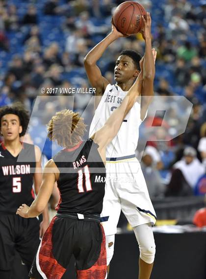 Thumbnail 2 in West Seattle vs. Wilson (WIAA 3A Quarterfinal)  photogallery.
