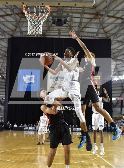 Thumbnail 2 in West Seattle vs. Wilson (WIAA 3A Quarterfinal)  photogallery.