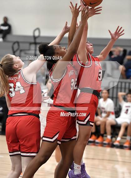 Thumbnail 1 in King vs. Legacy (Troy Classic) photogallery.