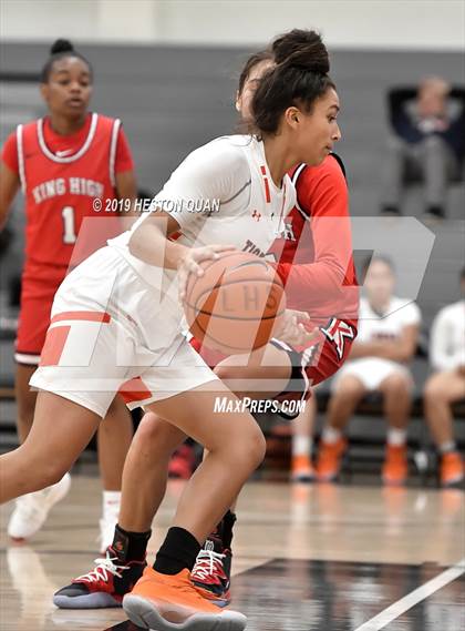 Thumbnail 1 in King vs. Legacy (Troy Classic) photogallery.