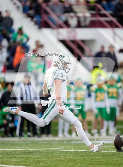 Thumbnail 3 in Dutch Fork vs Summerville (SCHSL 5A Div.1 Final) photogallery.