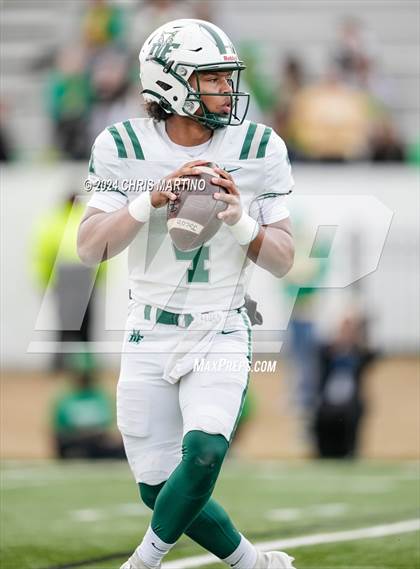 Thumbnail 1 in Dutch Fork vs Summerville (SCHSL 5A Div.1 Final) photogallery.