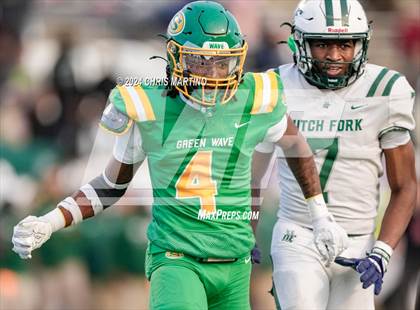 Thumbnail 3 in Dutch Fork vs Summerville (SCHSL 5A Div.1 Final) photogallery.