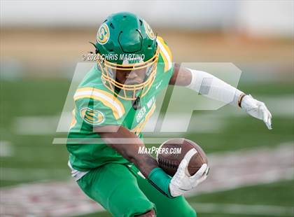 Thumbnail 3 in Dutch Fork vs Summerville (SCHSL 5A Div.1 Final) photogallery.