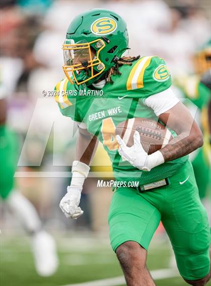 Thumbnail 3 in Dutch Fork vs Summerville (SCHSL 5A Div.1 Final) photogallery.