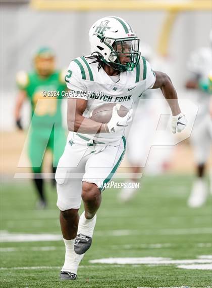 Thumbnail 2 in Dutch Fork vs Summerville (SCHSL 5A Div.1 Final) photogallery.