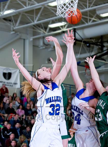 Thumbnail 2 in Cornwall Central vs. Wallkill (Section 9 Class A Final) photogallery.