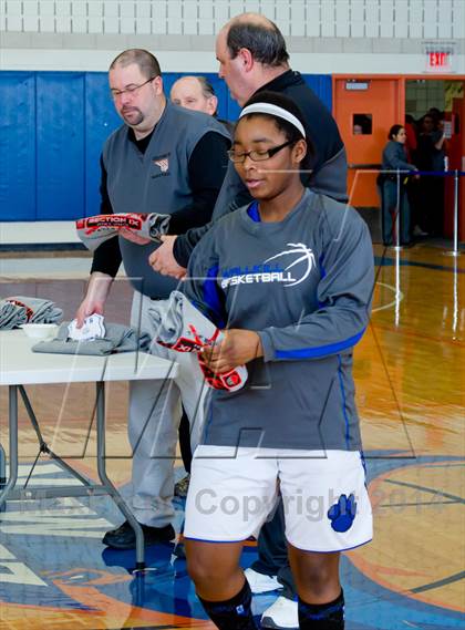 Thumbnail 1 in Cornwall Central vs. Wallkill (Section 9 Class A Final) photogallery.