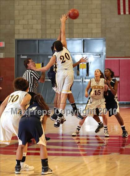 Thumbnail 2 in Summit vs. Santa Monica (CIF SS D1A Final) photogallery.