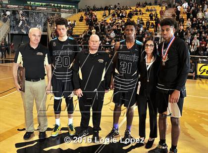 Thumbnail 2 in Chino Hills vs. Bishop Montgomery (CIF SoCal Regional Open Division Final) photogallery.