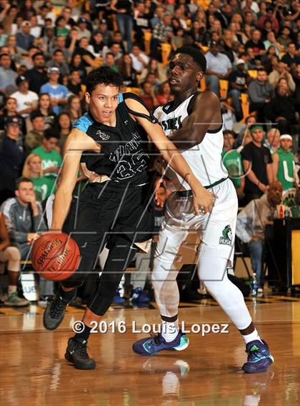 Thumbnail 3 in Chino Hills vs. Bishop Montgomery (CIF SoCal Regional Open Division Final) photogallery.