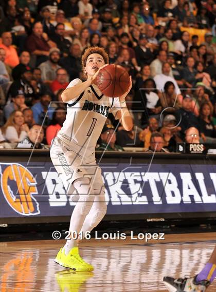 Thumbnail 3 in Chino Hills vs. Bishop Montgomery (CIF SoCal Regional Open Division Final) photogallery.