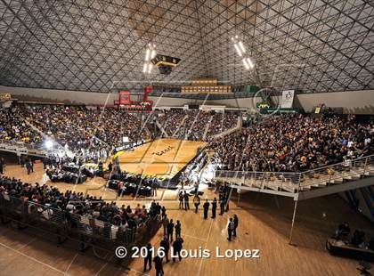 Thumbnail 3 in Chino Hills vs. Bishop Montgomery (CIF SoCal Regional Open Division Final) photogallery.