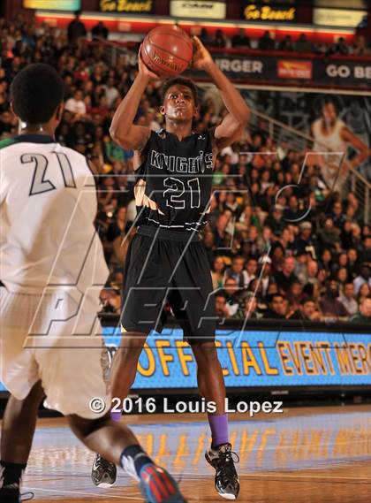 Thumbnail 2 in Chino Hills vs. Bishop Montgomery (CIF SoCal Regional Open Division Final) photogallery.